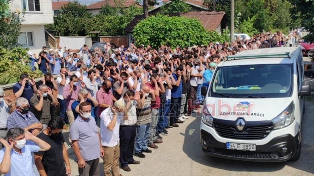 Korona nedeniyle hayatını kaybetti