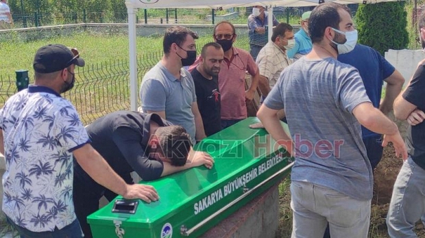 Korona nedeniyle hayatını kaybetti