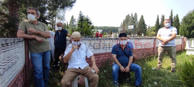 Korona nedeniyle hayatını kaybetti