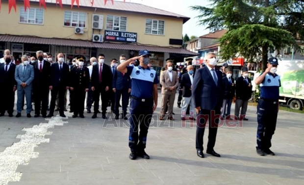 Akyazı'da 30 Ağustos törenle kutlandı