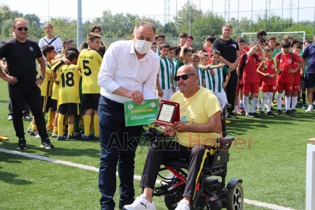 Hacı Ali Naci Fazlıoğlu Futbol Turnuvası başladı