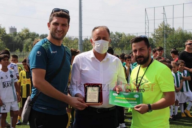 Hacı Ali Naci Fazlıoğlu Futbol Turnuvası başladı