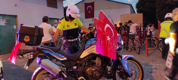 Akyazı'da Zafer Bayramı coşkuyla kutlandı