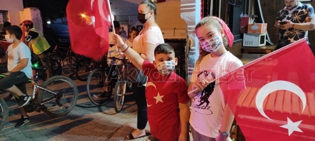 Akyazı'da Zafer Bayramı coşkuyla kutlandı