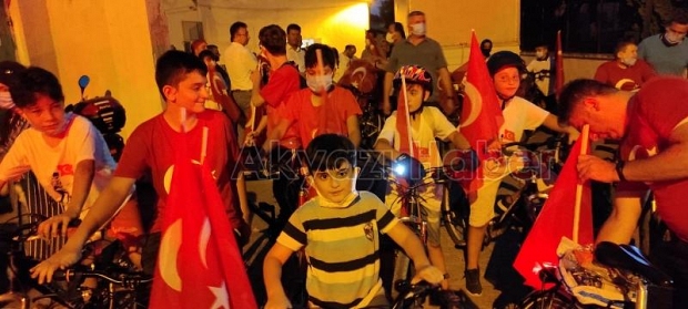 Akyazı'da Zafer Bayramı coşkuyla kutlandı