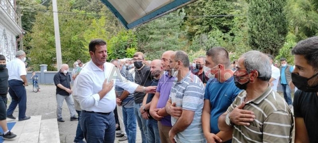 39 yaşındaki Mehmet öğretmen toprağa verildi