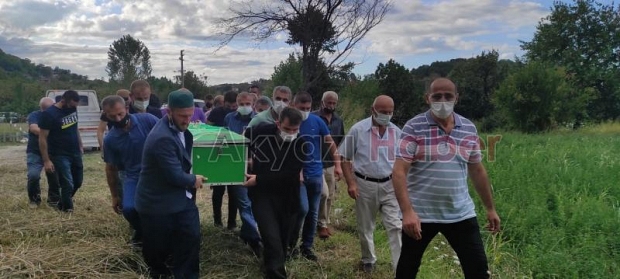 39 yaşındaki Mehmet öğretmen toprağa verildi