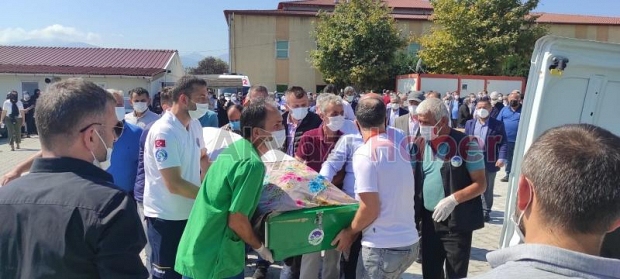 Koronadan ölen Kezban hemşireye son görev