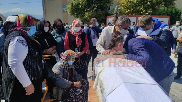 Koronadan ölen Kezban hemşireye son görev