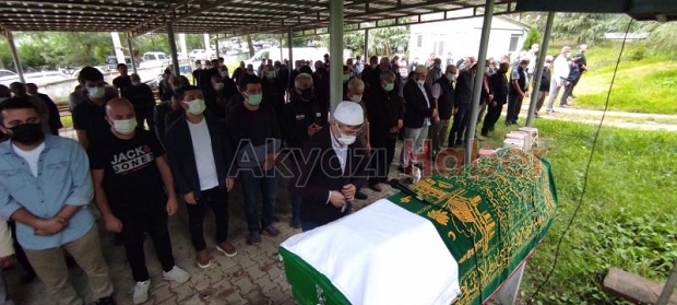 Şeker Uzungüngör korona nedeniyle hayatını kaybetti