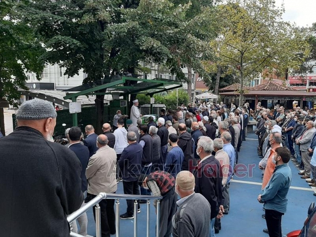 Nezahat Sak vefat etti