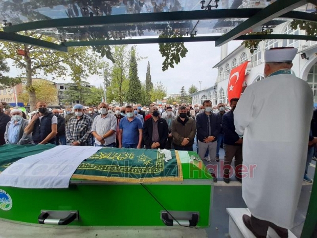 Nezahat Sak vefat etti