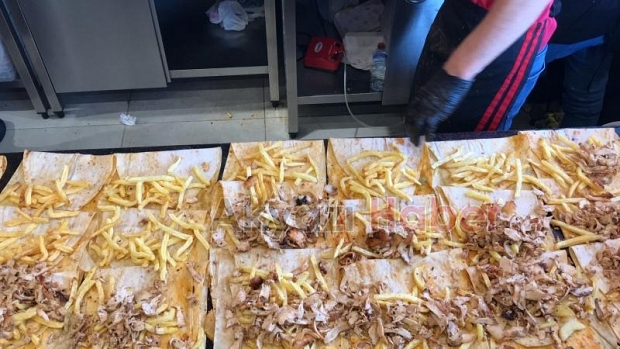 Öncü Döner'in 93. Şubesi Akyazı'da açıldı