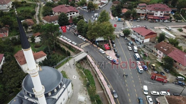 Pazarköy Caddesi duble yolu törenle hizmete açıldı
