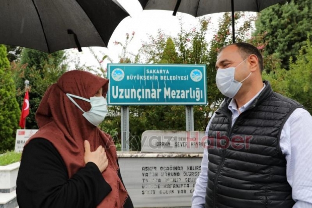 Vali Kaldırım Akyazı'da ziyaretlerde bulundu