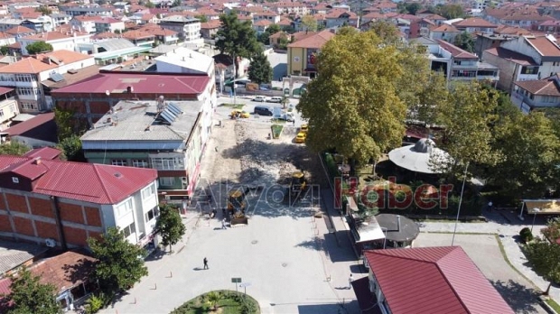 Akyazı belediyesi Merkezde çalışmalara başladı