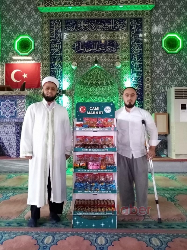 Çocuklara camiyi böyle sevdiriyorlar