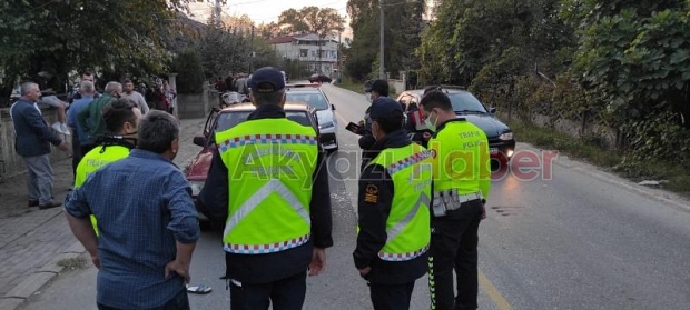 Küçük Çocuğa Otomobil Çarptı 