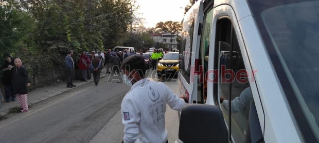 Küçük Çocuğa Otomobil Çarptı 