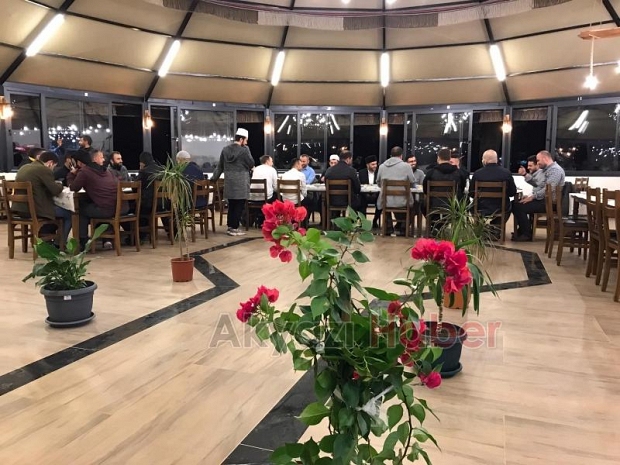 Halil Konakçı hoca Balıkçı Yusuf'ta sevenleriyle buluştu