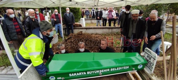 Safiye Elma vefat etti
