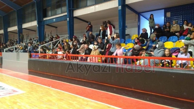 Öğretmenler arası Voleybol Turnuvası'nda şampiyon belli oldu