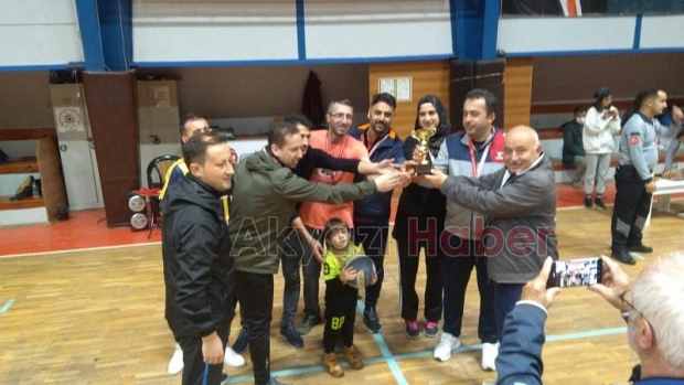 Öğretmenler arası Voleybol Turnuvası'nda şampiyon belli oldu