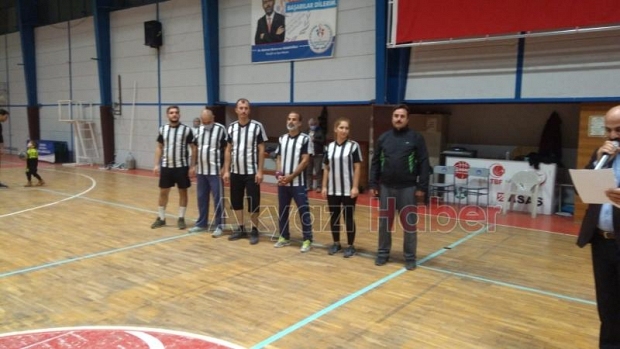 Öğretmenler arası Voleybol Turnuvası'nda şampiyon belli oldu