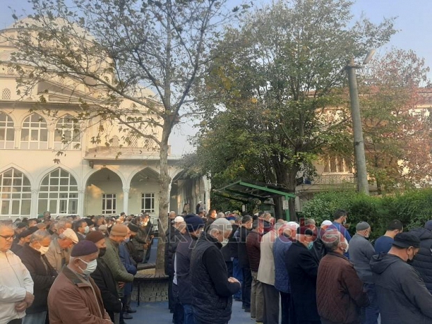 Sultan Bahadır vefat etti