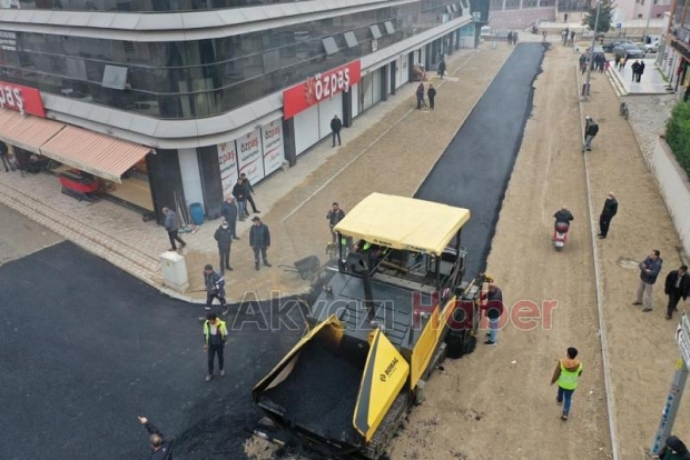 Ömercikler Mahallesi Sıcak Asfalt İle Taçlandı