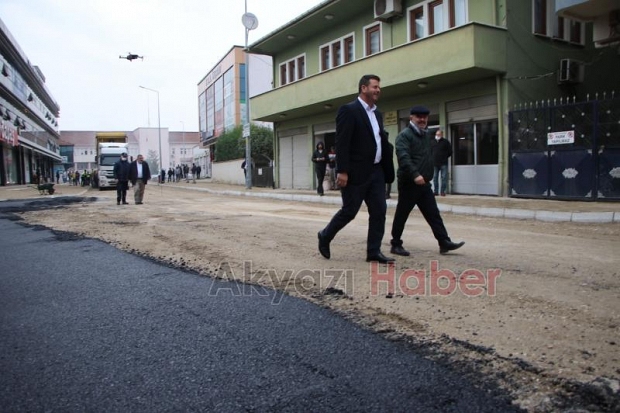Ömercikler Mahallesi Sıcak Asfalt İle Taçlandı