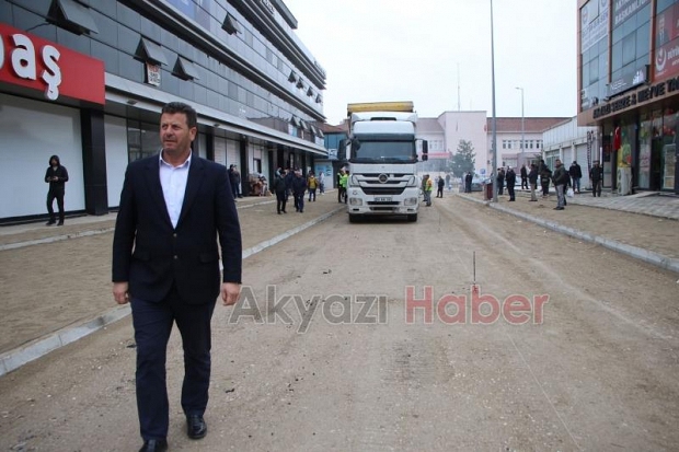 Ömercikler Mahallesi Sıcak Asfalt İle Taçlandı