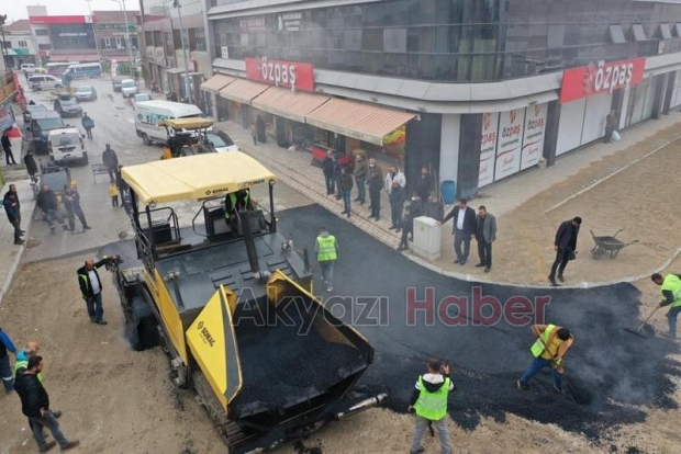 Ömercikler Mahallesi Sıcak Asfalt İle Taçlandı