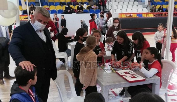 Akyazı'da Dünya Çocuk Hakları Günü etkinliği