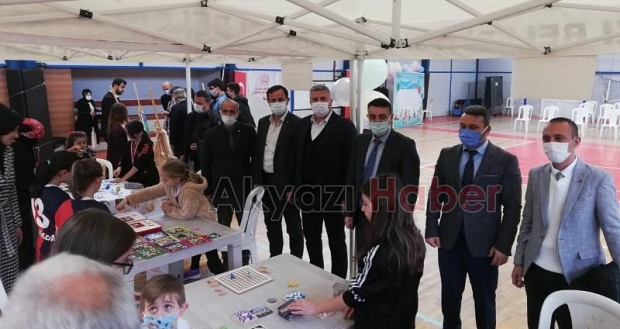 Akyazı'da Dünya Çocuk Hakları Günü etkinliği