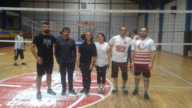 Öğretmenlerin Voleybol Turnuvası heyecanı