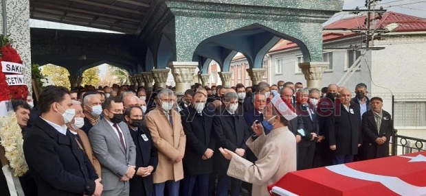 Eski İçişleri Bakanı Güneş toprağa verildi