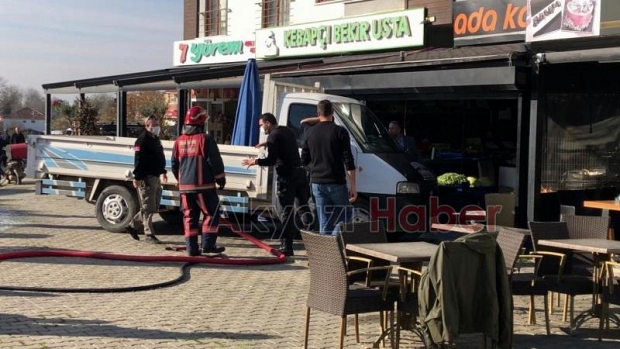 Tiner dolu araçta kendini yakacaktı