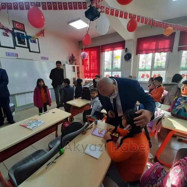 Ahmet Hasnun Tunçsoy İlkokulu'nu ziyaret ettiler