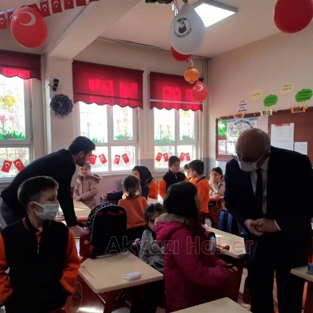 Ahmet Hasnun Tunçsoy İlkokulu'nu ziyaret ettiler