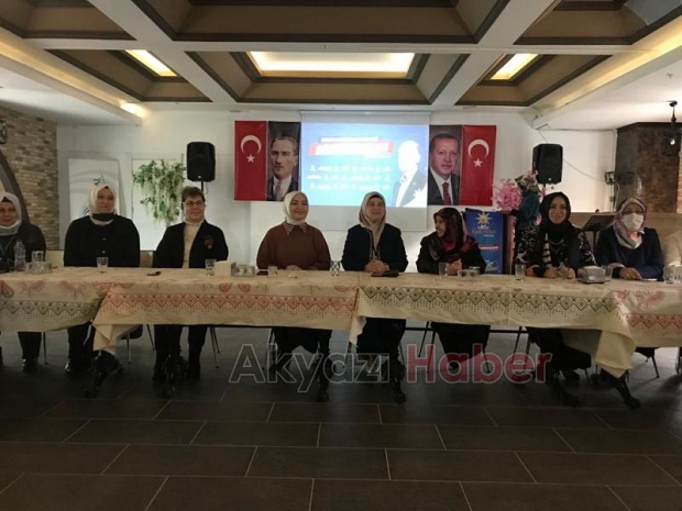 AK Kadınlar Taraklı'da toplandı