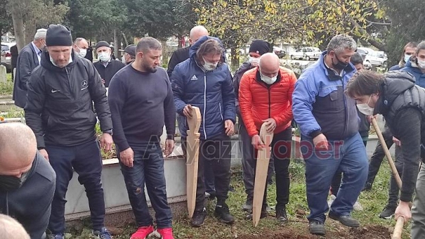 Fatma Sarı Toprağa verildi