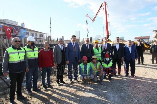 Akyazı Spor Kompleksi'nin temeli atıldı