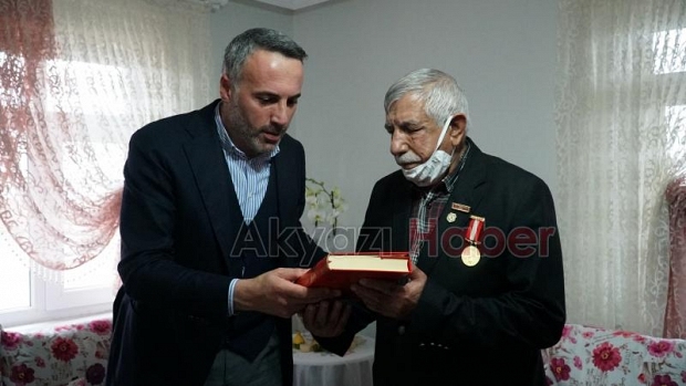 AK Parti'den 123 haneye eş zamanlı ziyaret