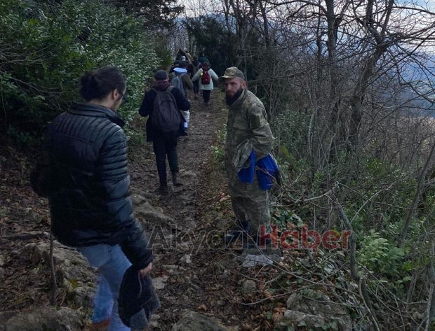 SAKTİM ve SAÜ Genç Tema, Keremali'de doğa yürüyüşü yaptı