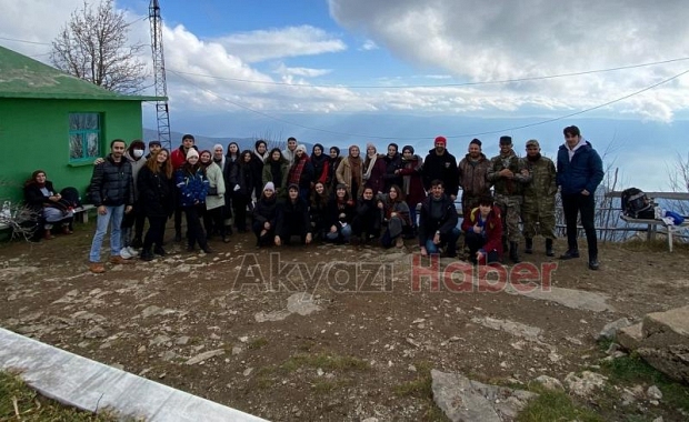 SAKTİM ve SAÜ Genç Tema, Keremali'de doğa yürüyüşü yaptı