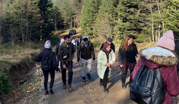 SAKTİM ve SAÜ Genç Tema, Keremali'de doğa yürüyüşü yaptı