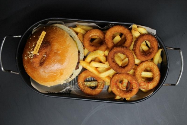 Hardal Burger yenilenen yeriyle sizlerle