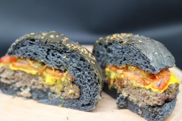 Hardal Burger yenilenen yeriyle sizlerle