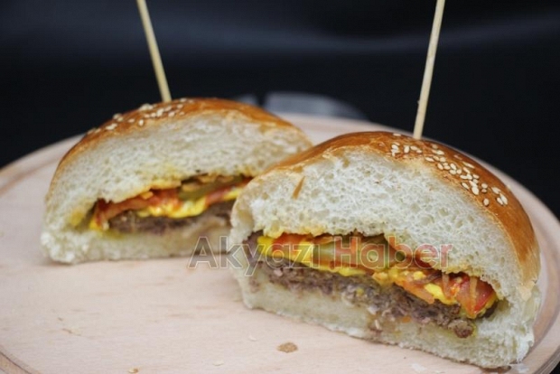 Hardal Burger yenilenen yeriyle sizlerle